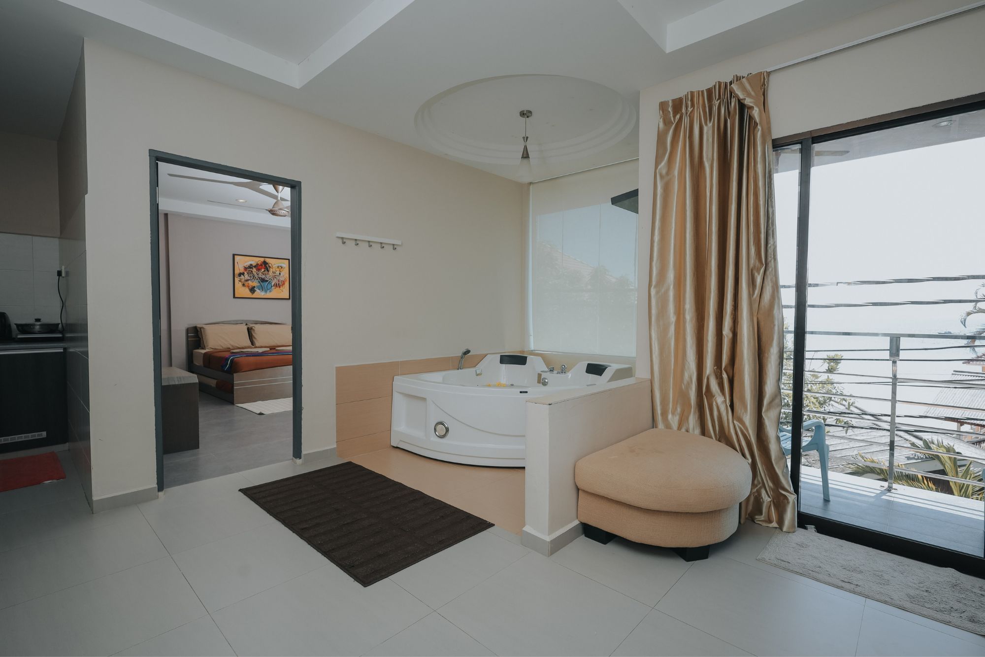 Exe. Family Suite